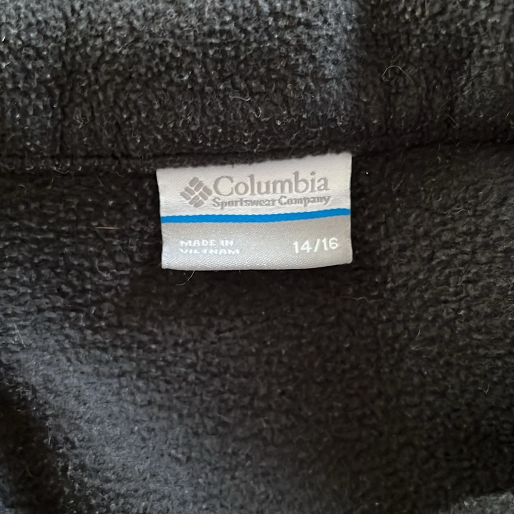 Columbia Fleece Zip-up Jacket with Convertible Turtleneck Collar - Picture 3 of 11
